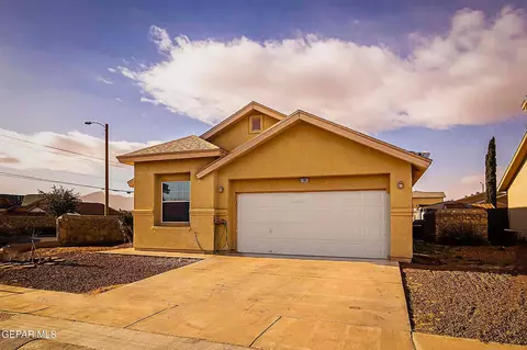 11901 Mesquite Bush Dr, El Paso, TX 79934