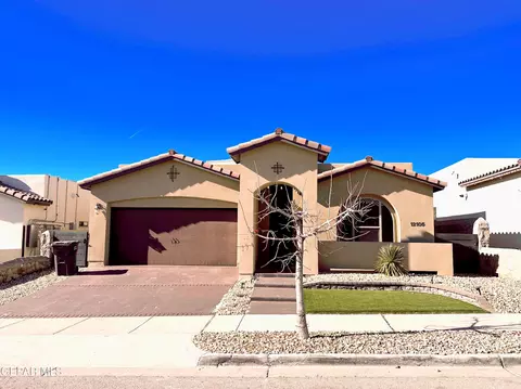 12105 Chapel Hill Rd, Horizon City, TX 79928