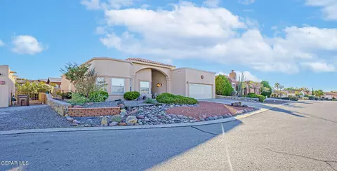4450 Los Arboles Dr, Las Cruces, NM 88011