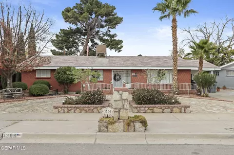 1309 Oakdale St, El Paso, TX 79925