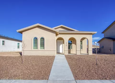 566 Spanish Oak Dr, Canutillo, TX 79835