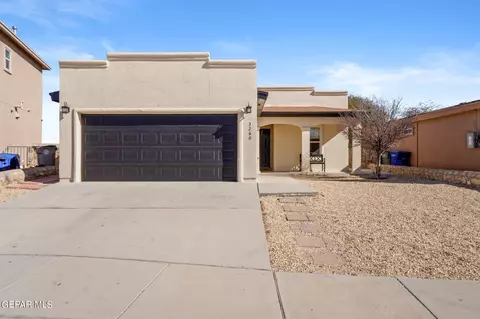 3260 Bell Point Dr, El Paso, TX 79938