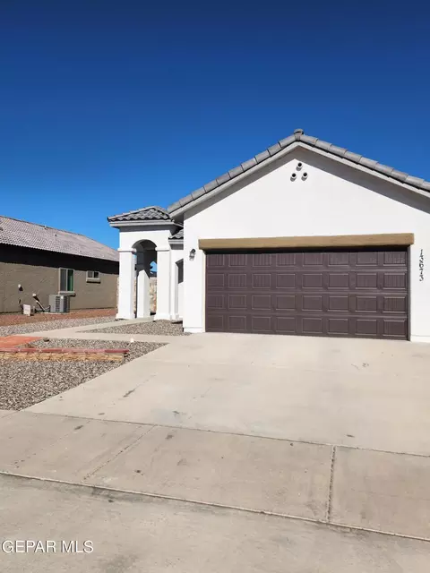 13673 Beobridge Ave, El Paso, TX 79928