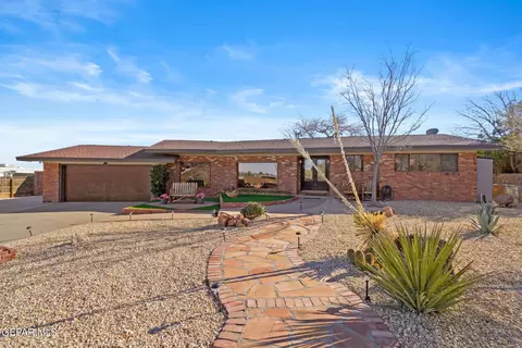 3212 Mesa Verde Ln, El Paso, TX 79904
