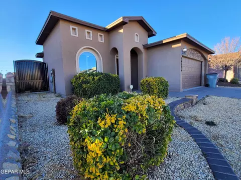 14376 Valley Light Ct, El Paso, TX 79938