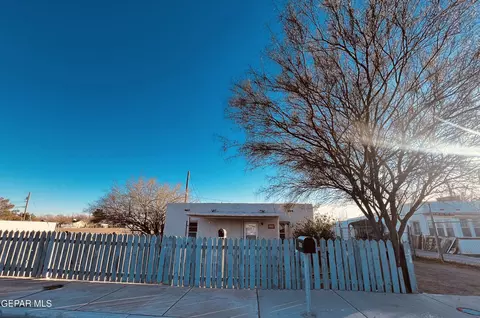 330 Mccune Rd, El Paso, TX 79915