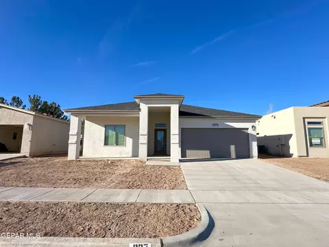 337 Plateau Dr, Socorro, TX 79927