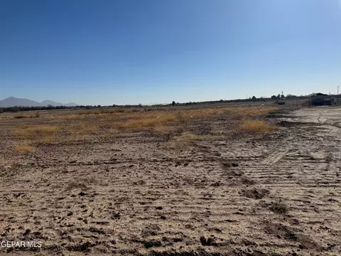 150 E Joy Dr, Anthony, NM 88021 photo 3
