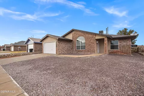 14553 Desierto Bello Ave, Horizon City, TX 79928