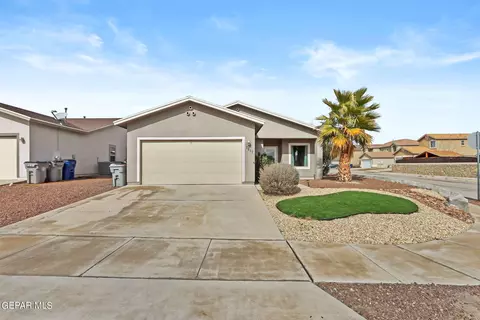 7217 Dust Storm Ln, El Paso, TX 79934