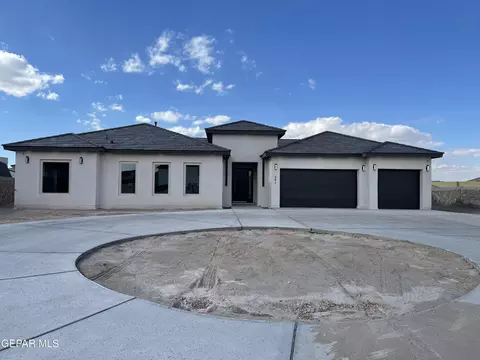 261 Emerald Tower Dr, El Paso, TX 79928
