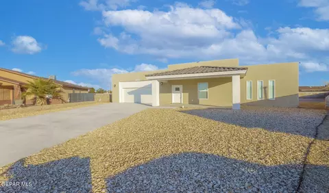 808 Andrea Kufner, Horizon City, TX 79928