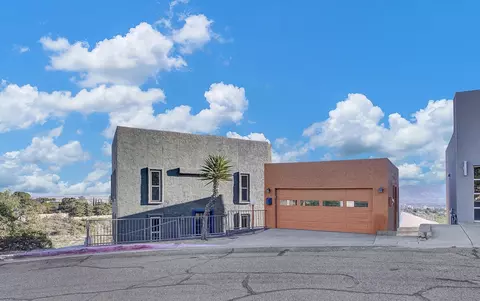 18 Kingery Dr, El Paso, TX 79902