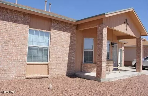 644 Maravilla St, Horizon City, TX 79928