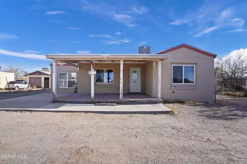 560 Mauer Rd, El Paso, TX 79915