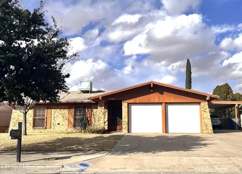 10739 Bywood Dr, El Paso, TX 79935