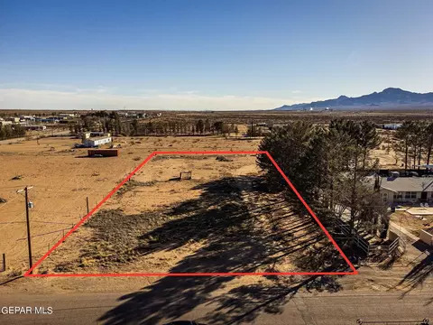 229 Paloma Blanca Dr, Chaparral, NM 88081