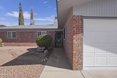 5529 Plainview Dr, El Paso, TX 79924 photo 4