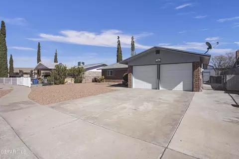 5529 Plainview Dr, El Paso, TX 79924