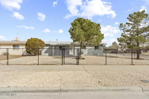 10232 Curlew Ln, El Paso, TX 79924