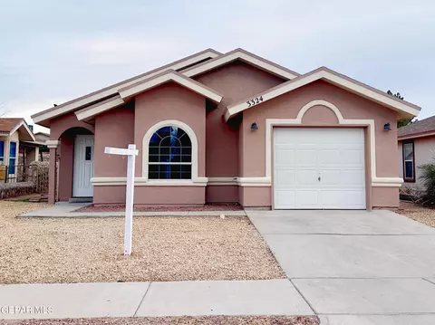 3324 Scarlet Point Dr, El Paso, TX 79938