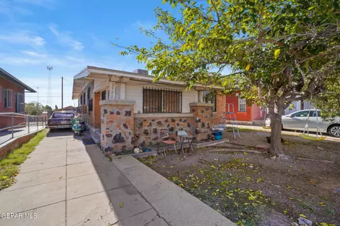 2328 Montana Ave, El Paso, TX 79903
