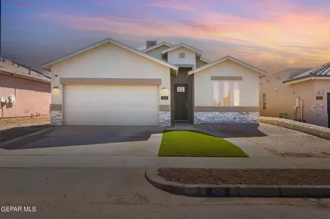 420 S Halstead Dr, El Paso, TX 79928