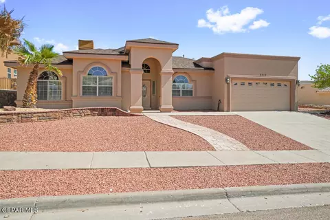 6312 Franklin Red Dr, El Paso, TX 79912