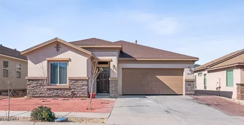 858 Blue Park Ave, Sunland Park, NM 88063
