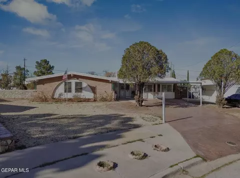 2905 Penwood Dr, El Paso, TX 79935