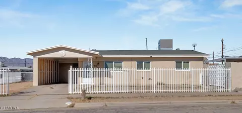 5711 Joe Herrera Dr, El Paso, TX 79924