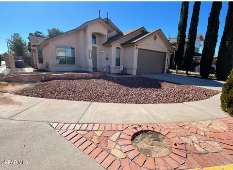12396 Paseo Alegre Dr, El Paso, TX 79928