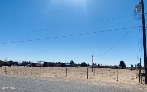 805 Windmill Dr, Chaparral, NM 88081