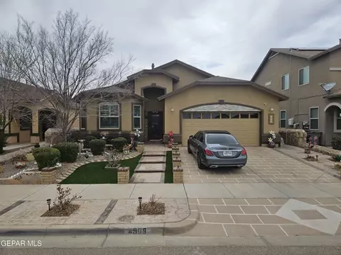 4909 Ruben Soto, El Paso, TX 79938