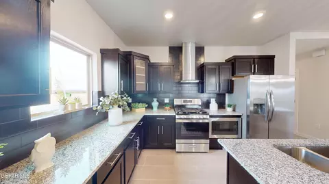 13750 Lorenz Ave, El Paso, TX 79928