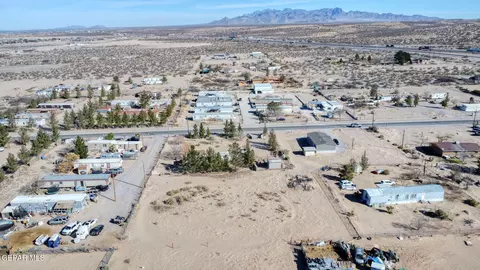 17 Warthen Rd, Anthony, NM 88021 photo 1