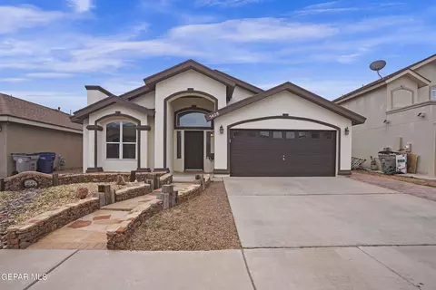 5428 Santiago Roque Dr, El Paso, TX 79934
