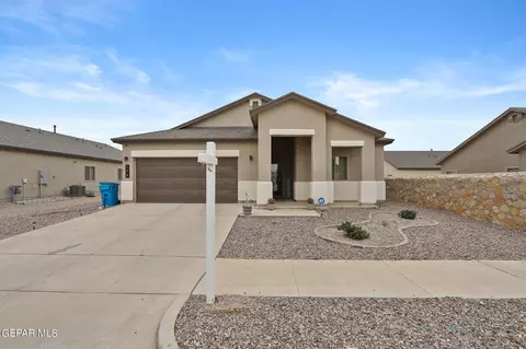 776 Whitebrush Drive Dr, Socorro, TX 79927