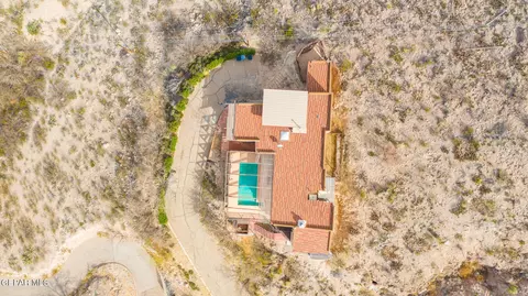 4108 Metetuye Ln, El Paso, TX 79902