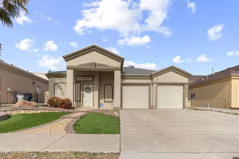 5541 Manuel Moreno Dr, El Paso, TX 79934