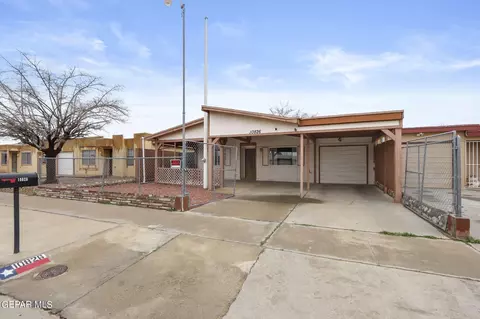 10826 Cardigan Dr, El Paso, TX 79935