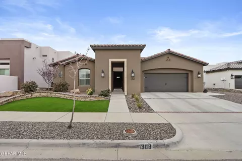 1308 Franklin Bluff Dr, El Paso, TX 79912