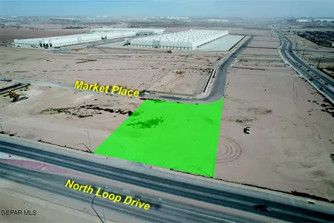 9933 N North Loop Dr, Socorro, TX 79927