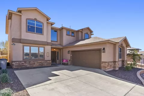 7224 Camino Del Sol Dr, El Paso, TX 79911