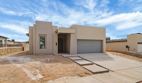 518 Spanish Oakc Dr, Canutillo, TX 79835