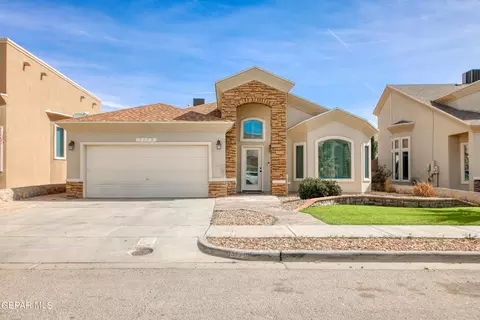 3170 Spring Willow Dr, El Paso, TX 79938