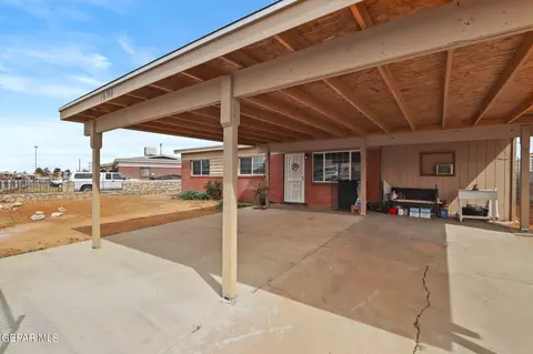 10308 Rushing Rd, El Paso, TX 79924
