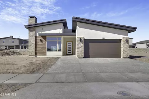 949 Ada Ln, El Paso, TX 79932