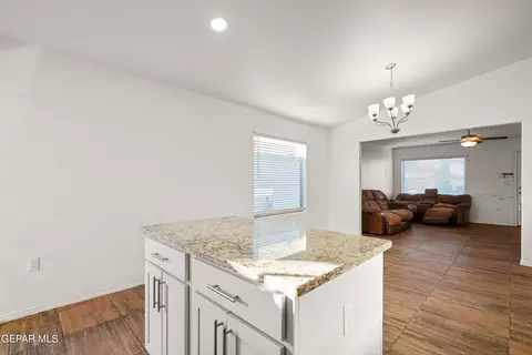 Kitchen - 15152 Method Ave, El Paso, TX 79938 photo 4 of 4