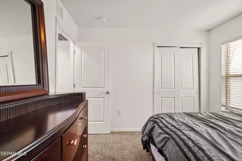 Bedroom - 15152 Method Ave, El Paso, TX 79938 photo 4 of 6